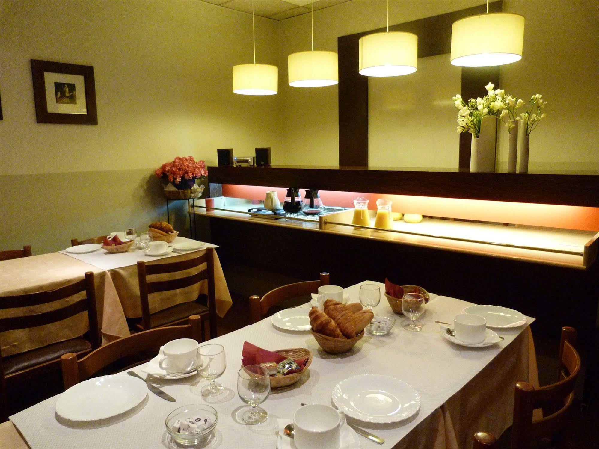 Hotel Annexe 3*